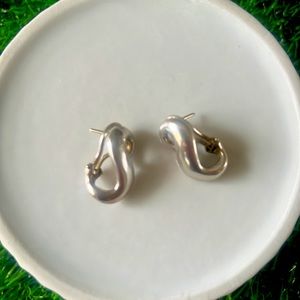 Tiffany and Co. Infiniti earrings